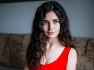 SellaFlower - Live cam sexy with this being from Europe Young lady 