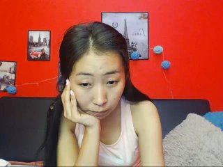 KimmySunVonna - Live cam sexy with this Attractive woman with giant jugs 