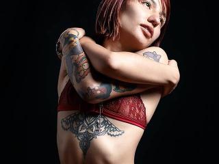 AshleyHott69 - Show live sex avec cette Belle demoiselle en chaleur plein de force sur le service X Love Cam 
