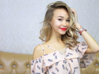 MissHellenH - Cam hard with this European Young lady 