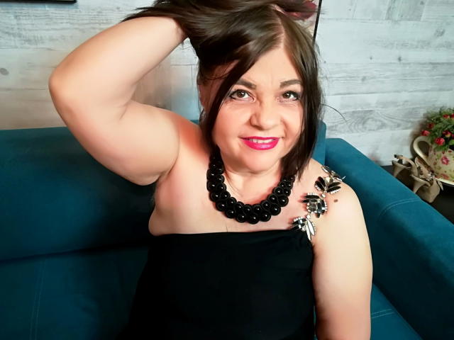 LustFulMadamme - online show porn with this thick chick MILF 