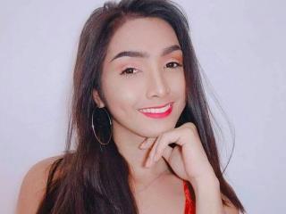 AsianPrincessTs - Web cam sexy avec une Trans sur le service X Love Cam 