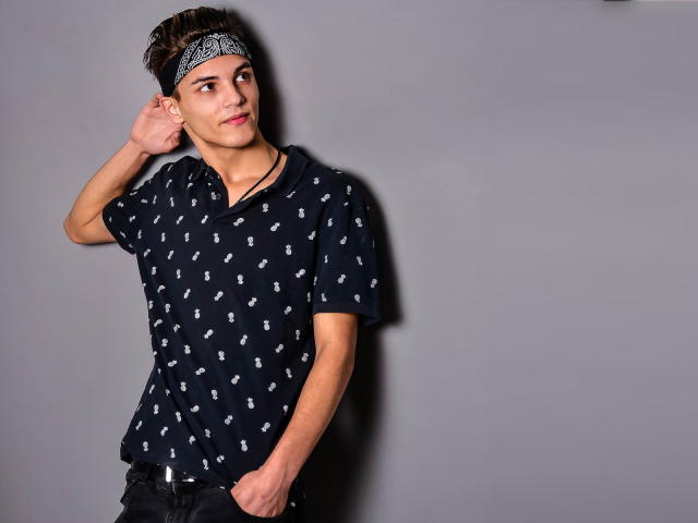 FrankieDale - Live porn &amp; sex cam - 5993271