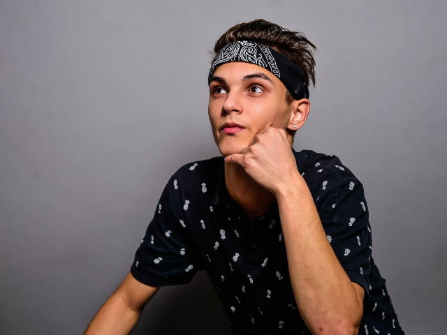 FrankieDale - Sexe cam en vivo - 5993281