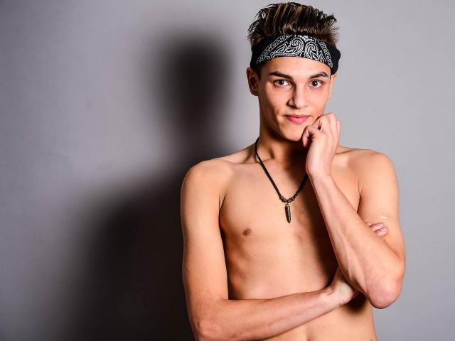 FrankieDale - Live porn &amp; sex cam - 5993311