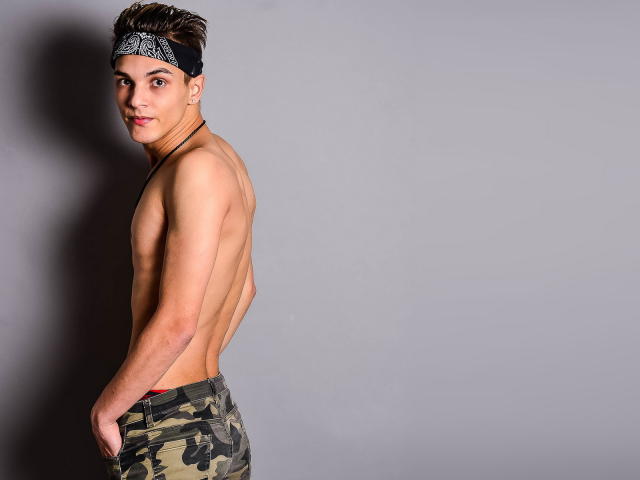 FrankieDale - Sexe cam en vivo - 5993321