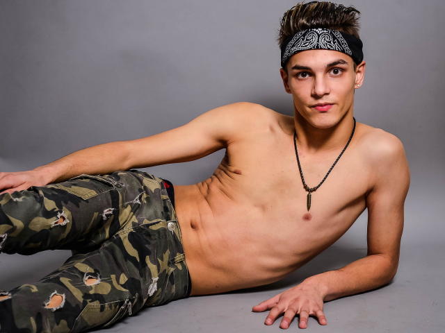 FrankieDale - Live porn &amp; sex cam - 5993351