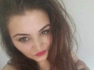 NicoleJoy - Live cam hot with a Hot babe 