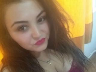 NicoleJoy - Webcam live excitant avec une Sublime jeune créature sur Xlovecam.com 