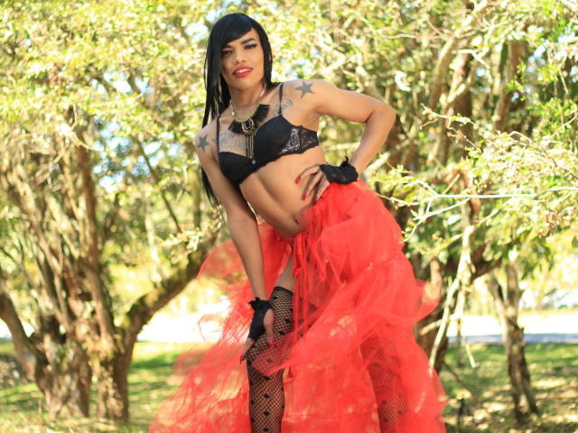 FloraBellaTs - Sexe cam en vivo - 5999531