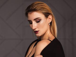 ClaireKiss - online chat exciting with a European Young lady 