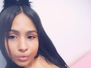 NikkyClark - Cam exciting with a latin Hot babe 