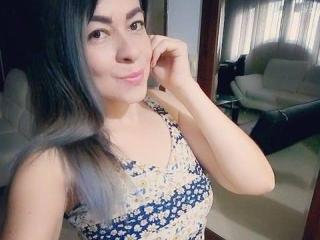 RoseChaudeX - Live sex with a fit physique Horny lady 