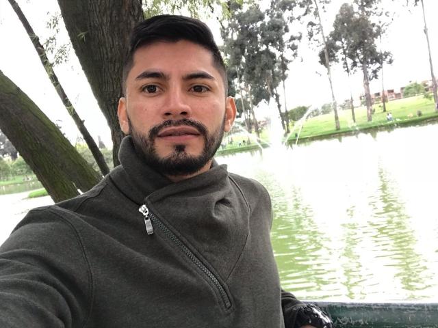 ChrisPrettyBoy - Live porn &amp; sex cam - 6034771