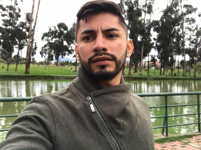 ChrisPrettyBoy - Live porn &amp; sex cam - 6034776