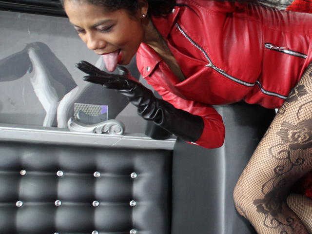 PaulettEbony - Sexe cam en vivo - 6034821