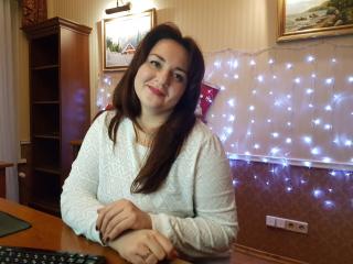 SaraHoms - Chat cam sex avec cette éblouissante créature de rêve en chaleur plein de vigueur sur la plateforme Xlovecam.com 