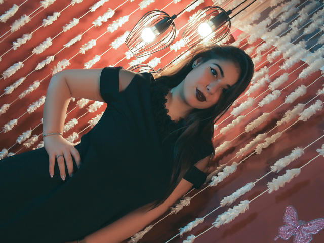 ZayaRay - Live porn &amp; sex cam - 6064941