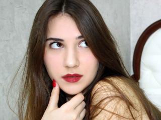 MalikaSw - Video chat x with a shaved vagina Sexy girl 