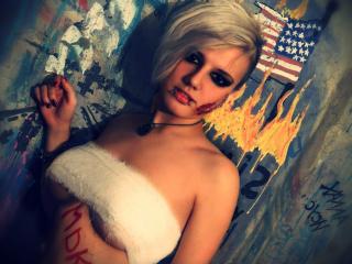KellyBlondeX - Webcam live hot with a fit constitution 18+ teen woman 