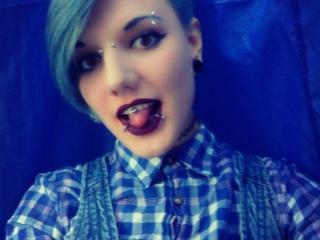 KellyBlondeX - Chat nude with this platinum hair Young lady 