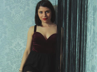 SophiaGreens - Chat live hard with this shaved sexual organ Young lady 