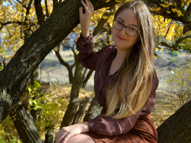 SindyCutes - Chat exciting with this regular body Sexy girl 