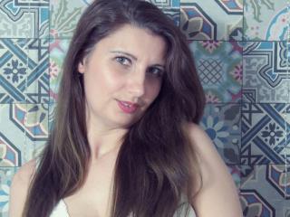 Sylena - Chat live exciting with this big bosoms Horny lady 