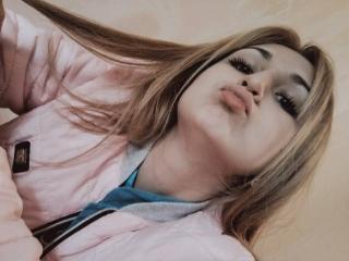 BeataBrook - chat online hard with this gold hair Young lady 