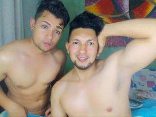 KinkyGuysHot - Live chat exciting with a Gay couple with a muscular constitution 