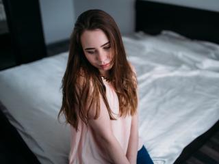 DorraStrawberry - Chat live nude with a Sexy girl with average boobs 