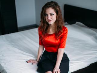 WiriaFlower - chat online exciting with a shaved pussy 18+ teen woman 
