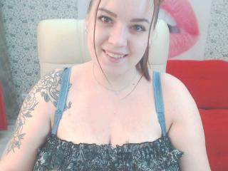 Ariannnaa - Show hot avec cette Belle jeune jeune model hot avec une plastique naturelle sur le service Xlovecam.com 