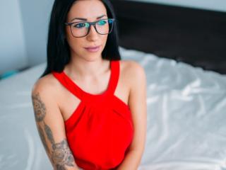 MonikaFly - Live porn avec une Séduisante beauté en chaleur en bonne condition physique sur le service XloveCam 