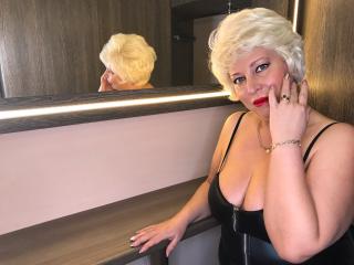 LydiaColes - Live cam nude with a platinum hair Hot chick 