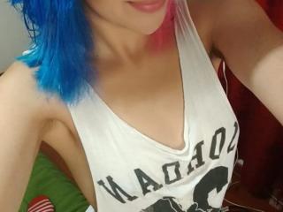 Cristtine - Chat live x with a latin Young lady 