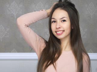 AdelinaRococo - chat online xXx with a European Young lady 