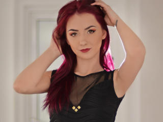 DynaEvy - online show sex with a skinny body Young lady 