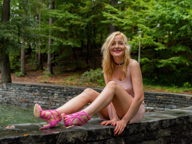 SoleildeNuit - сексуальная веб-камера в реальном времени - 6195011