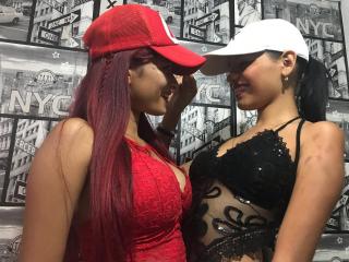 ElenaAndRed - online chat hot with a Lesbian 