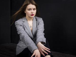 VictoriaCake - Webcam live porn with a shaved sexual organ Sexy girl 