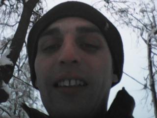 LuckyCole - Live excitant avec ce Gay ayant le sexe complètement rasé  