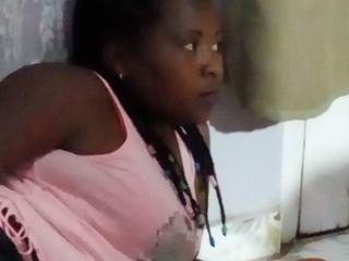 Bouboulina - online show xXx with this black Horny lady 