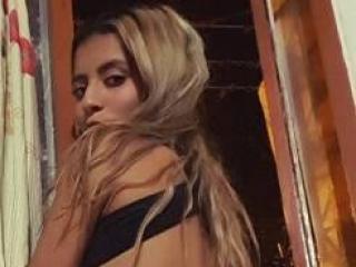 VanesaHotX - online show sexy with this latin 18+ teen woman 