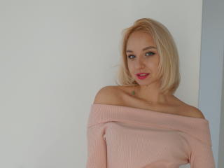 WhiteCute - chat online nude with this sandy hair Girl 