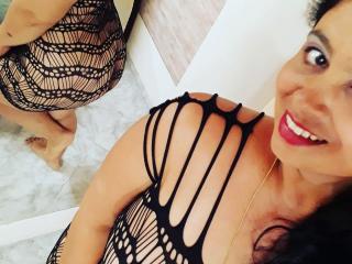 KendallSmith - Web cam hot with a latin Lady 