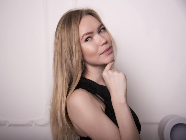 MeIinaChrystaI - Sexe cam en vivo - 6240876