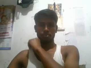 Sidhantsingh - Live hot avec ce Homme au sexe complètement épilé sur Xlovecam 