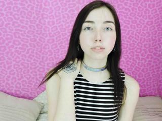 LianneShine - Show x with this Young and sexy lady with standard titties 