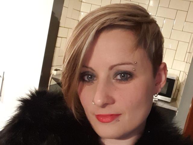 IsabelleLaCoquine - Live porn &amp; sex cam - 6286520